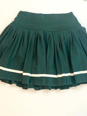 Offline by Aerie Pleated Tennis Skort Hunter Green XS Quiet Luxury Athleisure